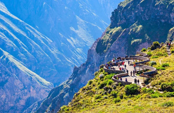 Trekking Cañón del Colca y Puno Lago Titicaca Trekking Cañón del Colca y Puno Lago Titicaca