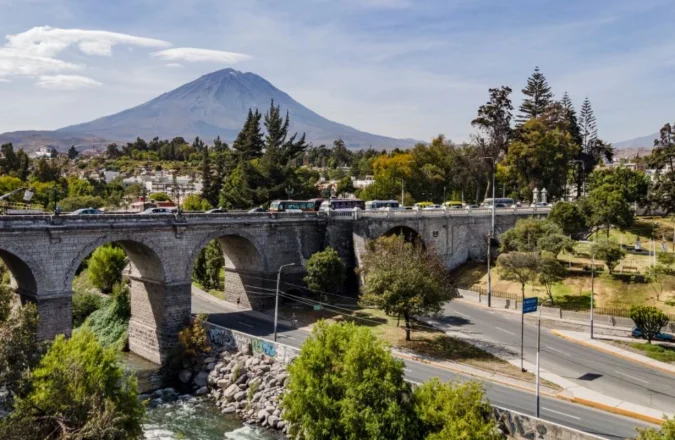 Os lugares turísticos imperdíveis em Arequipa Os lugares turísticos imperdíveis em Arequipa