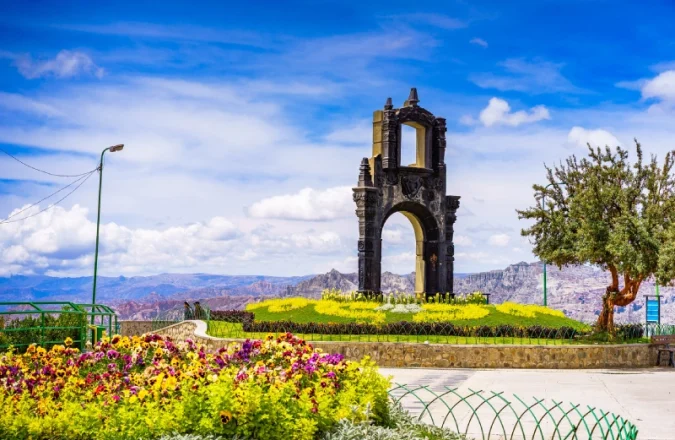 City Tour na Cidade da Paz Dia Inteiro