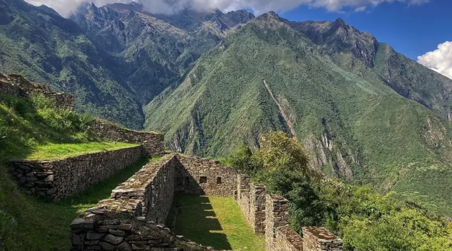 Trek choquequirao - Group Travel Perú