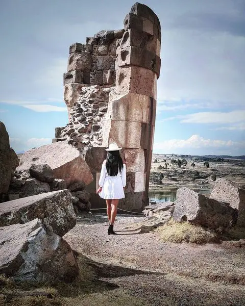 Chullpas de Sillustani - Group Travel Perú