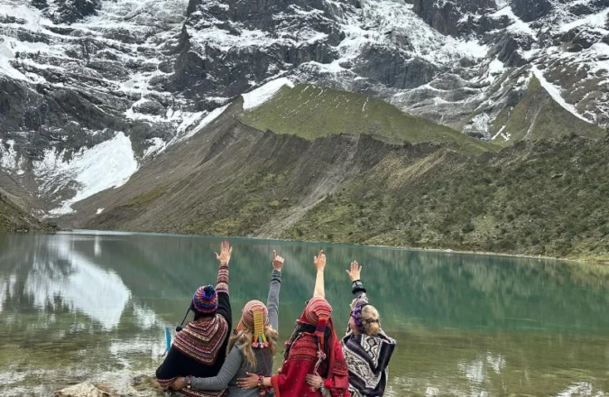 Caminhada À Laguna Humantay e Nevado de Salkantay 2 Dias com Domos Confortáveis