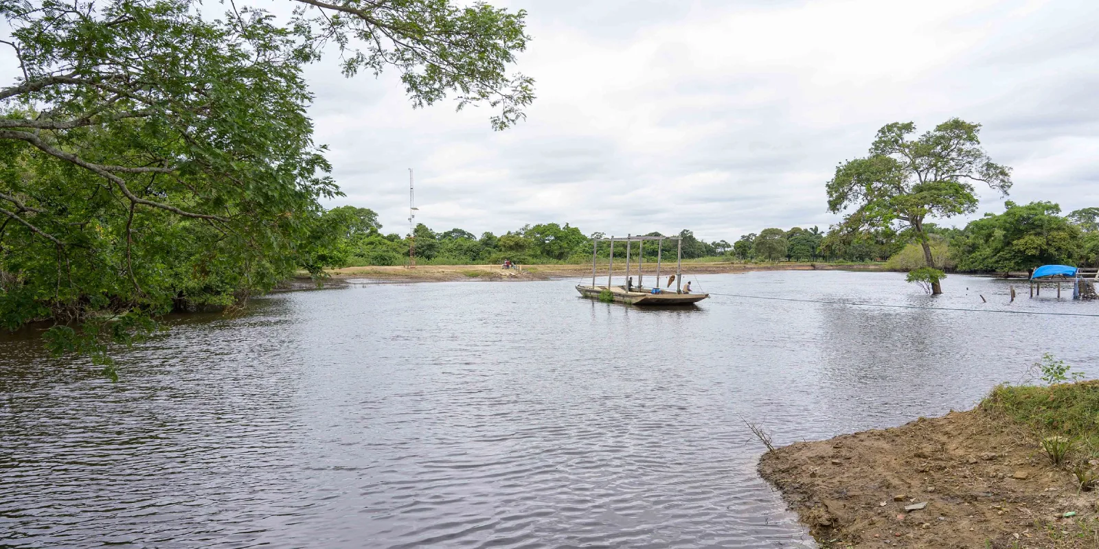 Experiência de pesca no Lago Yacumama